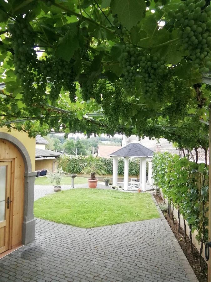 Haus Toskana, Kleines Ferienhaus Im Toskanagarten Bad Sulza Buitenkant foto