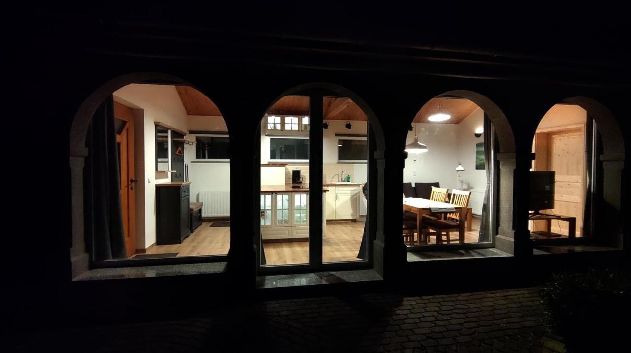 Haus Toskana, Kleines Ferienhaus Im Toskanagarten Bad Sulza Buitenkant foto